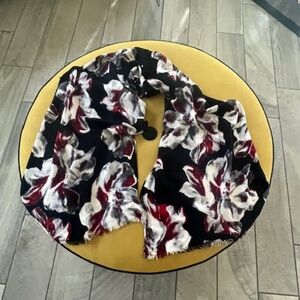 NWT Chico's Black Burgundy ikat Floral Print Oblong Scarf 20'x70" Career Soft